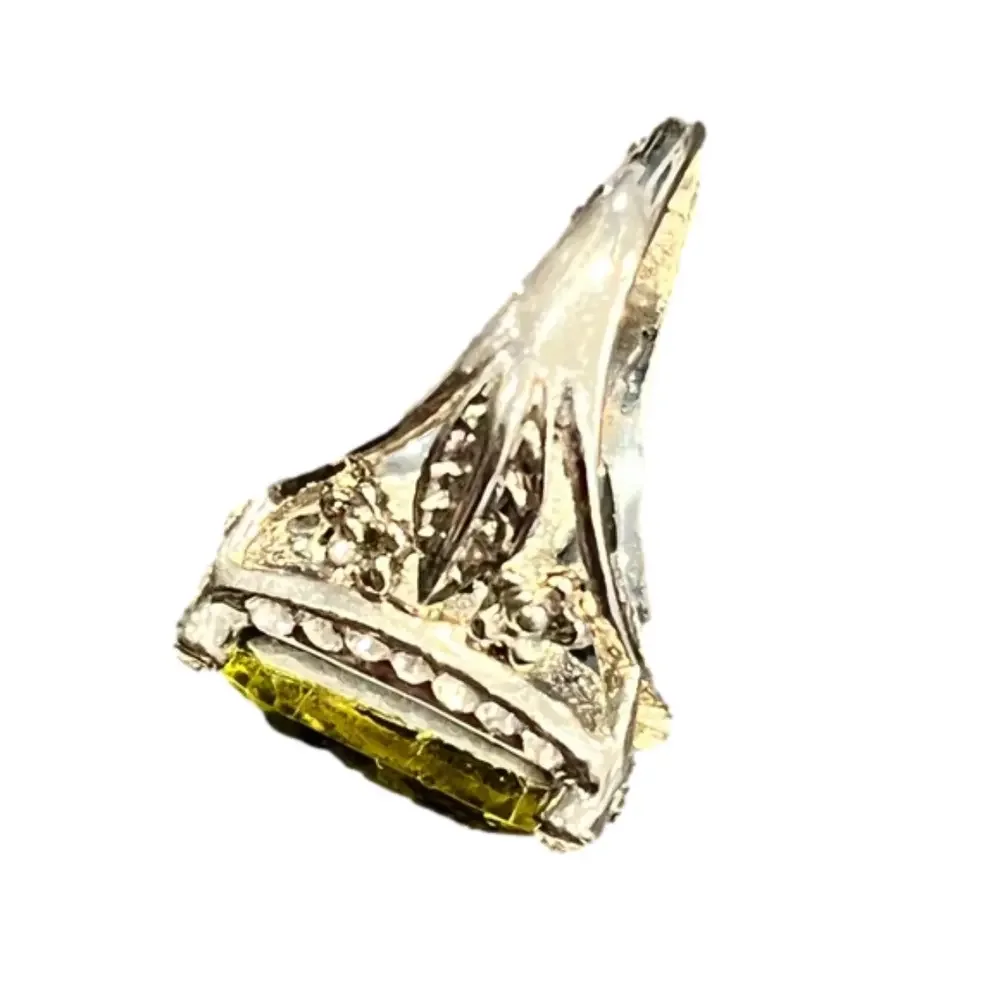 Cocktail Ring Sz 6.5, Olivine color